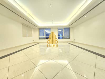 4 Camere Appartamento in affitto a Corniche Road, Abu Dhabi - WhatsApp Image 2026-09-28 at 11.52. 58 AM. jpeg 4 Camere Appartamento in affitto a Corniche Road, Abu Dhabi - WhatsApp Image 2026-09-28 at 11.52. 58 AM. jpeg