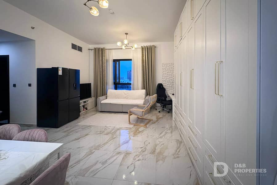 Upgraded | Fully Furnished | High Floor Upgraded | Fully Furnished | High Floor