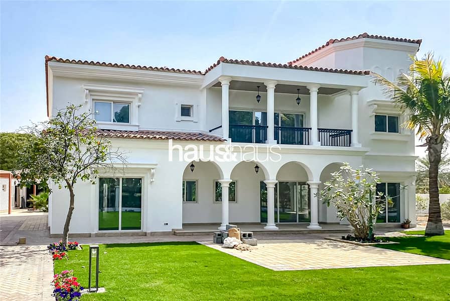 Fully Upgraded | Available now | Huge Villa Fully Upgraded | Available now | Huge Villa