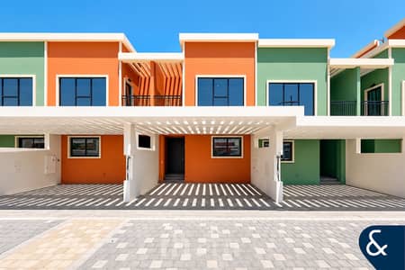 3 habitaciones Townhouse para en Alquiler en DAMAC Lagoons, Dubai - Casa adosada en DAMAC Lagoons,Portofino, 3 dormitorios, 150000 AED - 15433890 3 habitaciones Townhouse para en Alquiler en DAMAC Lagoons, Dubai - Casa adosada en DAMAC Lagoons,Portofino, 3 dormitorios, 150000 AED - 15433890