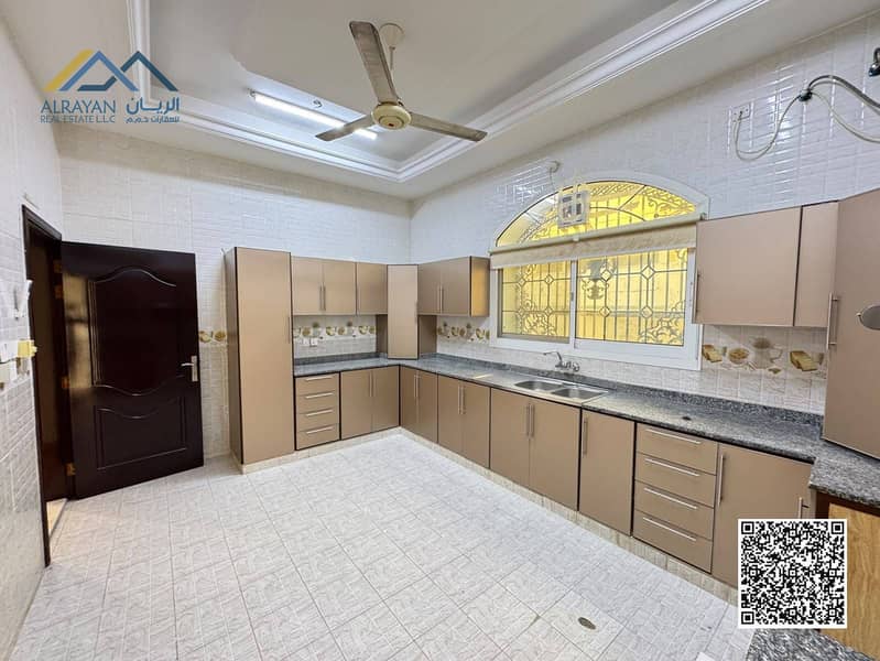 7 44bccab6-10e4-4df5-aac6-a2b5d586f16b. jpg