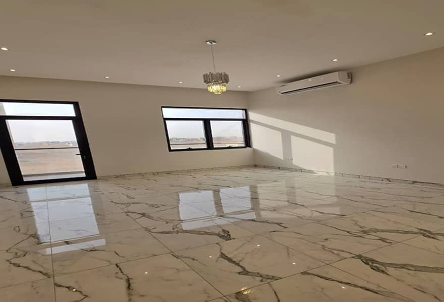 2 Premium 6BR Villa | Spacious Layout | Vacant — photo 2