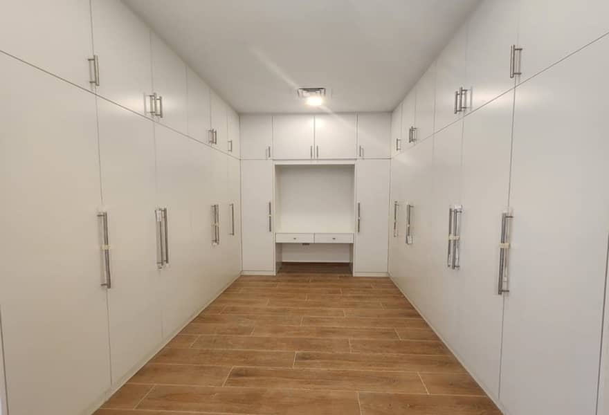 7 Spacious 5BR Villa | Al Khawaneej I Family Living — photo 7