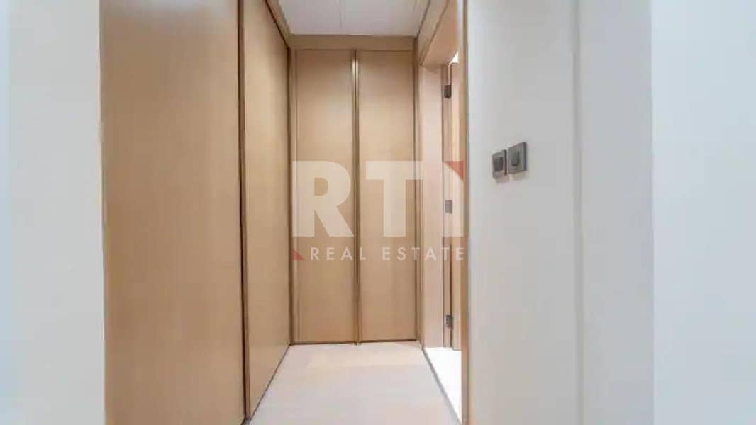 4 Image 4