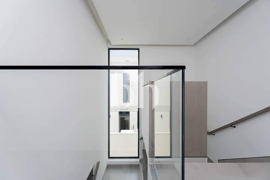 11 images image img