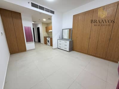Studio for Sale in Dubai Silicon Oasis (DSO), Dubai - WhatsApp Image 2026-09-28 at 12.32. 23. jpeg