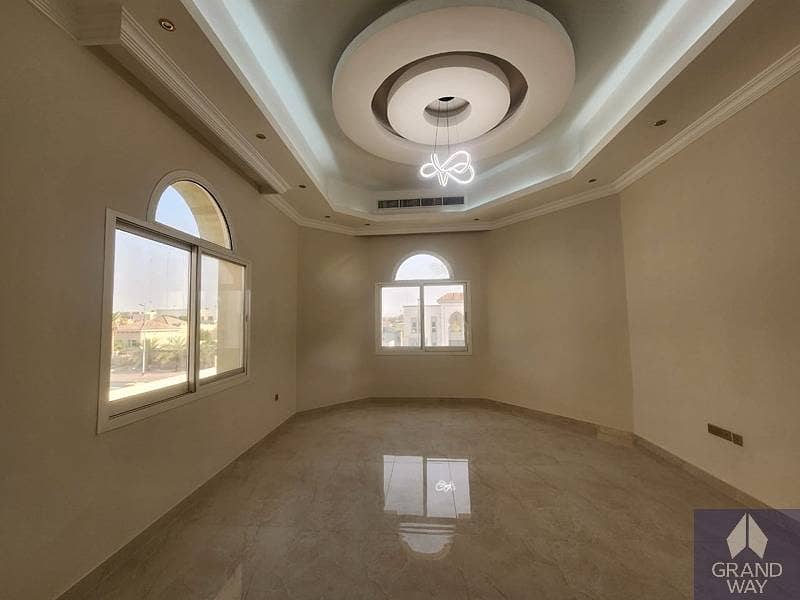 10 Luxury 5BRVilla I Family Friendly I Al Mizhar 3 — photo 10