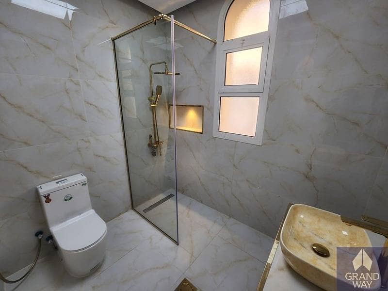 18 Luxury 5BRVilla I Family Friendly I Al Mizhar 3 — photo 18