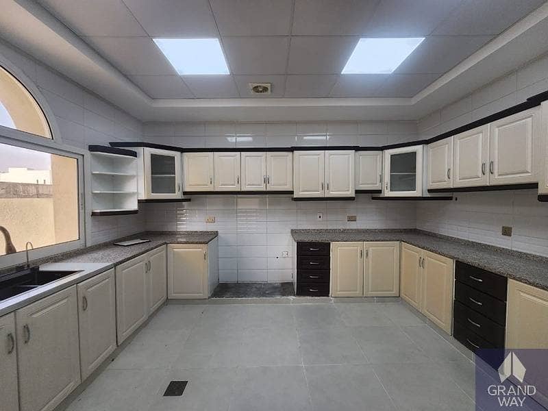 19 Luxury 5BRVilla I Family Friendly I Al Mizhar 3 — photo 19
