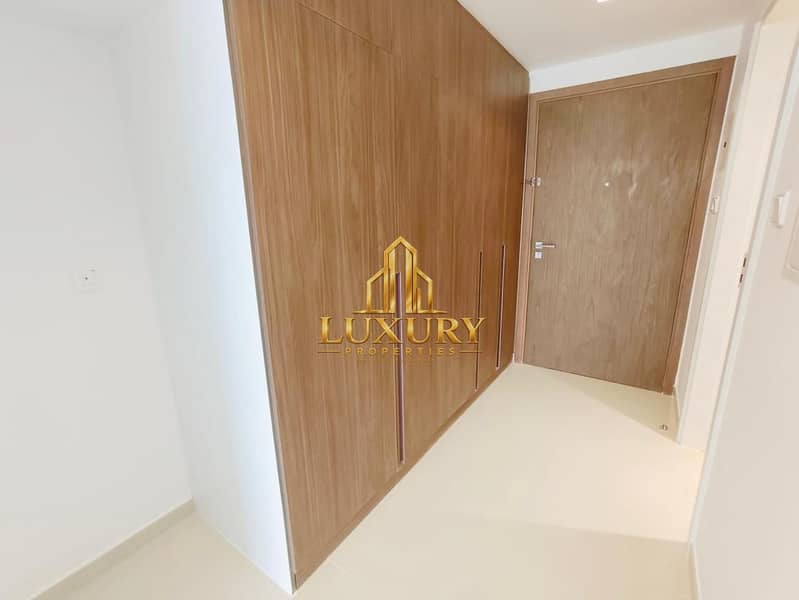 4 STUDIO AVAILABLE AT CHEAP PRICE | LUXURY LIFE STYLE| WITH ALL AMENITIES