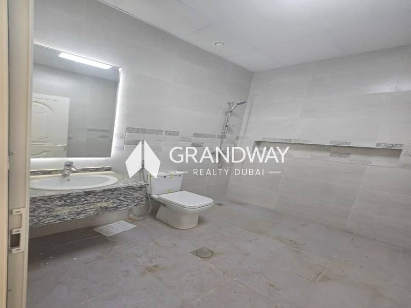 7 Spacious 5BR Villa | Large Layout | Prime Al Awir — photo 7