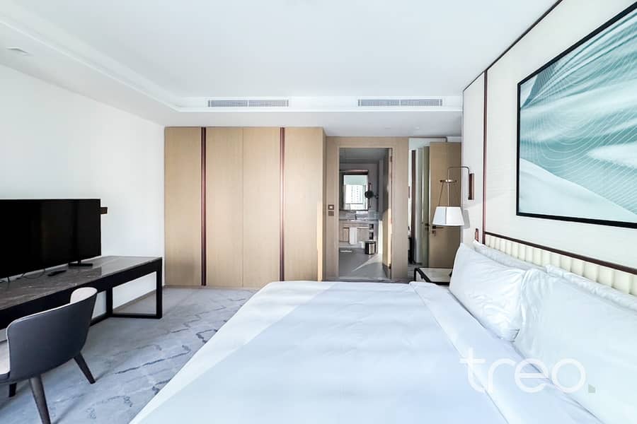 17 4305 Address Harbour Point Tower 2, The Lagoons - 19. jpg
