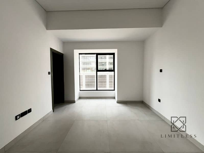 5 Image 5