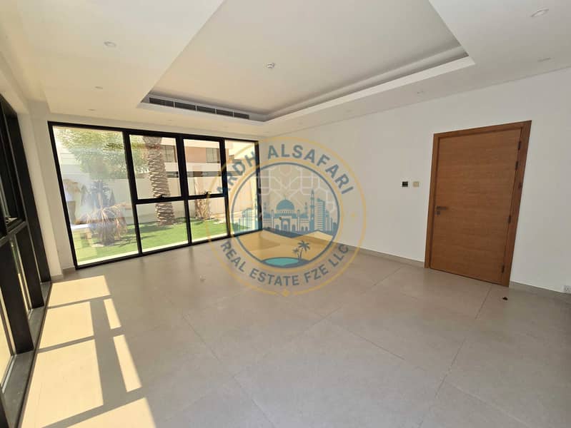 7 20260928_121537. jpg