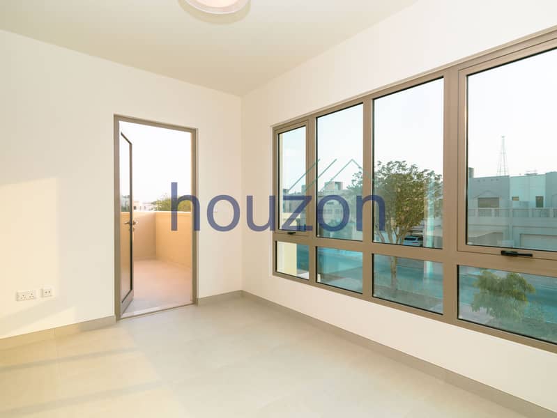 30 9993. jpgwatermark