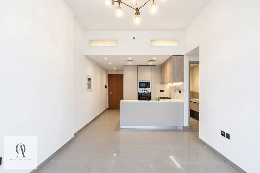 2 Hall & Kitchen. jpeg