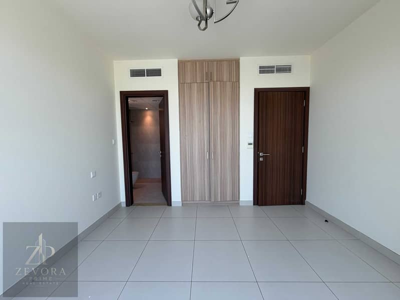 5 IMG_5209. jpg