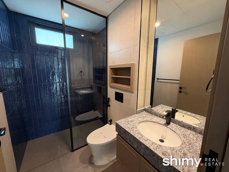 12 G119-12-bathroom-2. jpg