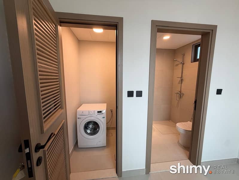 16 G119-16-laundry. jpg