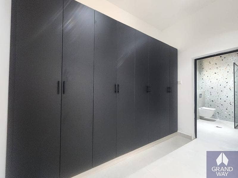 13 Elegant 5BR Villa | Huge Villa | Vacant — photo 13