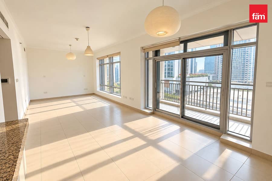 Appartement in Downtown Dubai,Burj Views,Burj Views Podium, 74000 AED - 16314347 Appartement in Downtown Dubai,Burj Views,Burj Views Podium, 74000 AED - 16314347