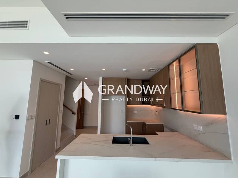 2 3BR Villa | Modern Living | Elora, The Valley — photo 2