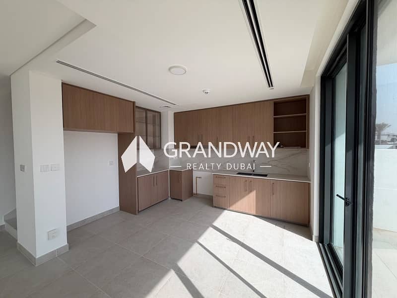 11 Bigger Plot | prime Location | Vacant — photo 11