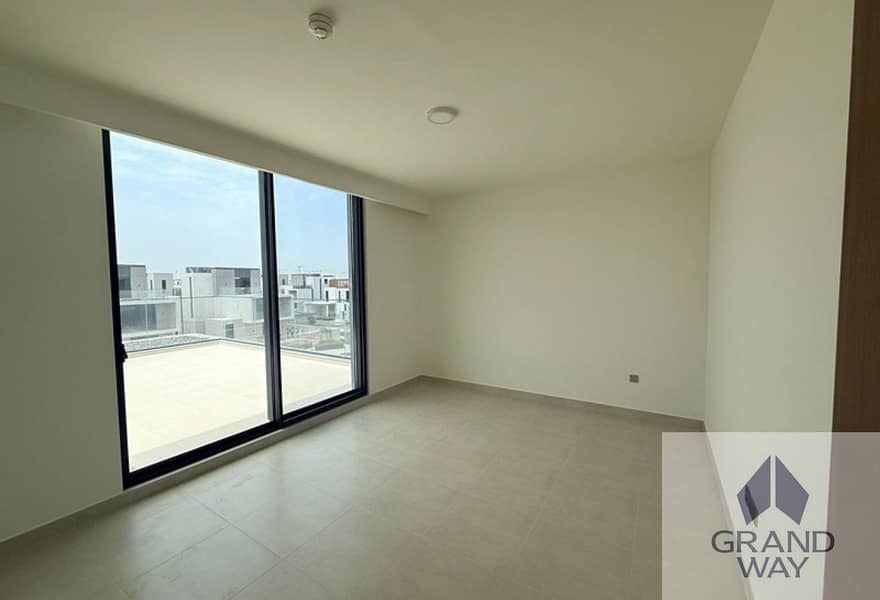 8 Vastu Unit I On Park I Single Row I Brand New — photo 8