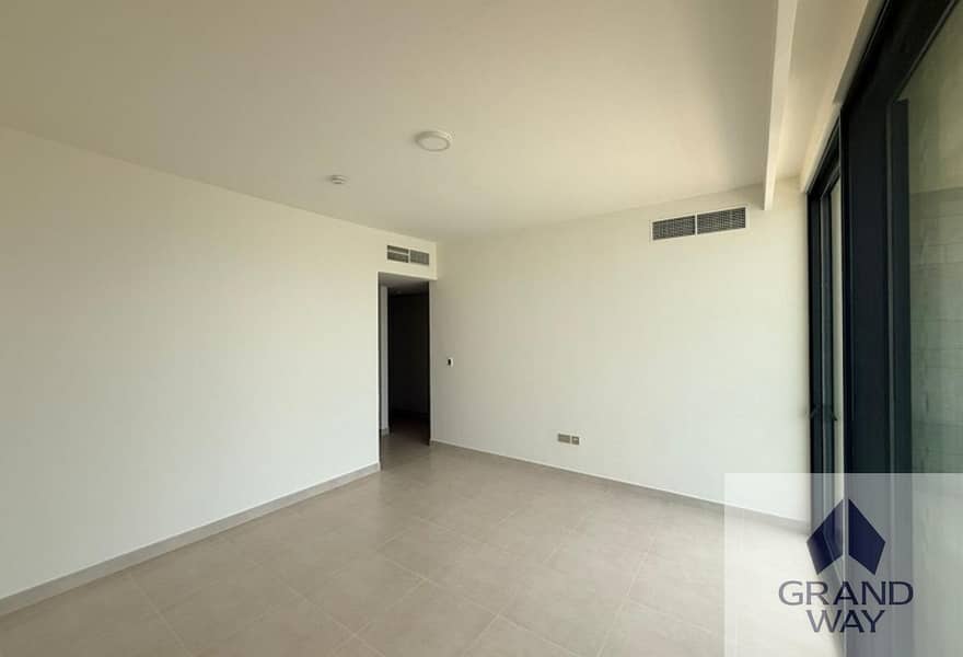11 Vastu Unit I On Park I Single Row I Brand New — photo 11