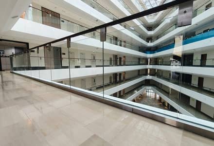 Office zum Miete in Bur Dubai, Dubai - Office Space I Prime Location I Close to Bus Stop — photo 1