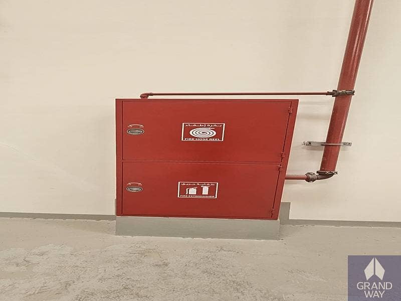 10 Well Located I Ready To Move I Ample Space — photo 10