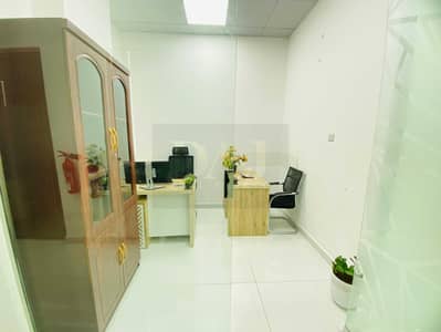 Office zum Miete in Al Garhoud, Dubai - 2c084a2b-569b-4c45-aa8b-c2431b98f71e. jpg Office zum Miete in Al Garhoud, Dubai - 2c084a2b-569b-4c45-aa8b-c2431b98f71e. jpg