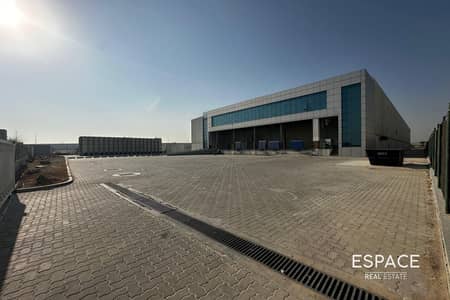 Warehouse in affitto a Jebel Ali, Dubai - Magazzino a Jebel Ali，Jebel Ali Freezone, 2661198 AED - 16663849