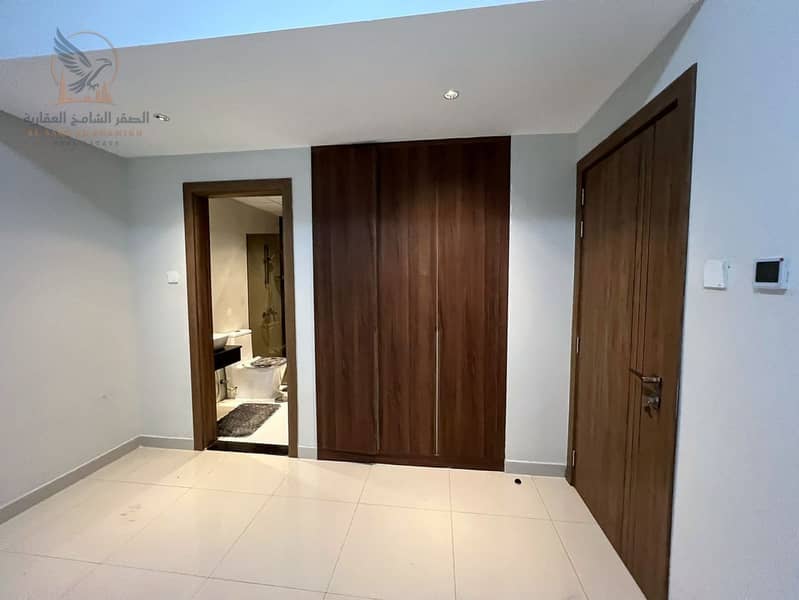 5 apartment-for-rent-property-02. jpg