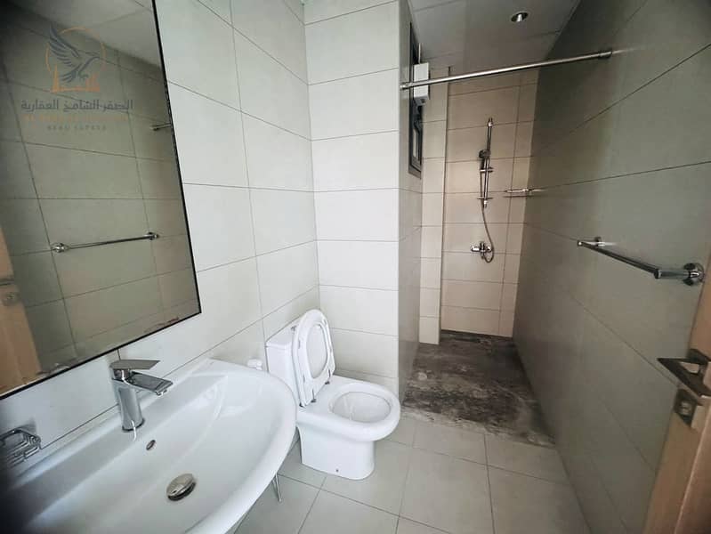 25 apartment-for-rent-3-bedroom-aljrf2-property-09. jpg