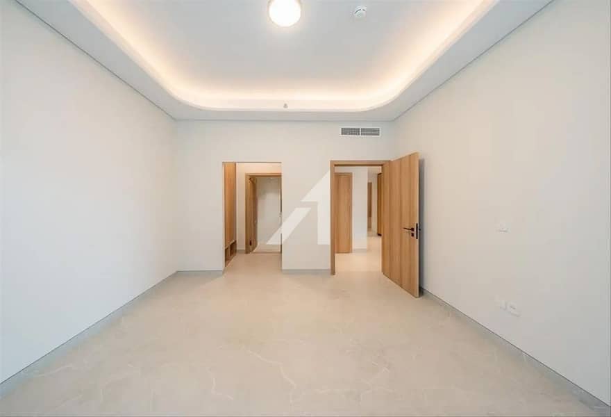 4 image_3
