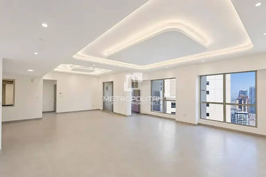 Multiple Cheques | Renovated | Vacant Multiple Cheques | Renovated | Vacant