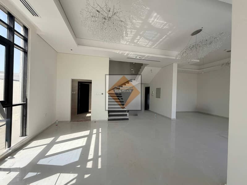 35 d5962218-144c-4a5b-a71f-57e0519b6e01. jpg