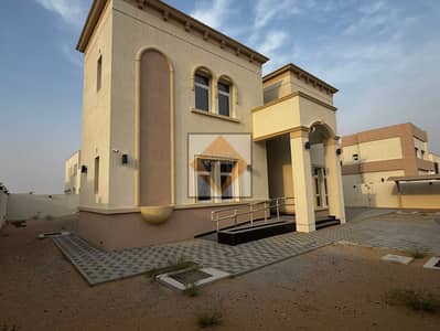 4 Bedroom Villa for Rent in Al Suyoh, Sharjah - WhatsApp Image 2026-08-10 at 8.12. 41 PM (4). jpeg 4 Bedroom Villa for Rent in Al Suyoh, Sharjah - WhatsApp Image 2026-08-10 at 8.12. 41 PM (4). jpeg