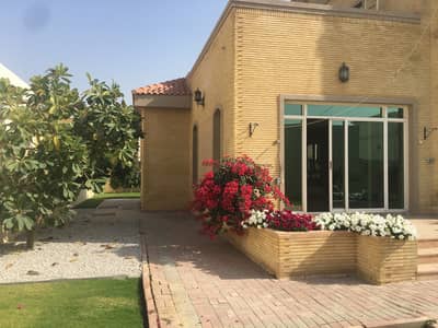 فیلا في البرشاء 2 البرشاء 4 غرف 180000 درهم - 4521030 فیلا في البرشاء 2 البرشاء 4 غرف 180000 درهم - 4521030