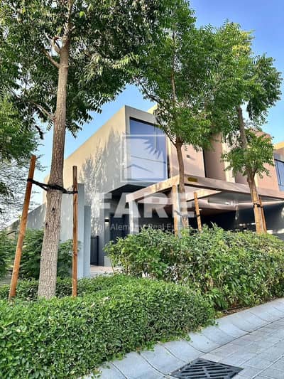 3 Bedroom Townhouse for Sale in Tilal City, Sharjah - d8f4f563-3c7f-4569-b568-95514967d758. jpg 3 Bedroom Townhouse for Sale in Tilal City, Sharjah - d8f4f563-3c7f-4569-b568-95514967d758. jpg