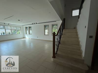 4 habitaciones Villa para en Alquiler en Jumeirah Park, Dubai - WhatsApp Image 2026-09-28 at 4.05. 37 PM (1). jpeg 4 habitaciones Villa para en Alquiler en Jumeirah Park, Dubai - WhatsApp Image 2026-09-28 at 4.05. 37 PM (1). jpeg