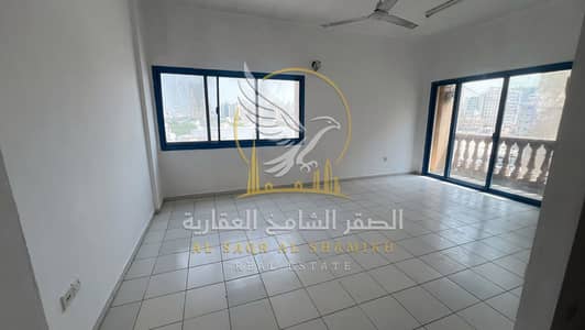 2 Bedroom Flat for Rent in Al Mareija, Sharjah - غرفتين-وصالة-للا-يجار-2-غرف-المريجة-الشارقة-صورة-العقار-iu-001-01. jpg
