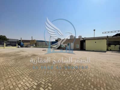 Mixed Use Land te Huur in Industrial Area, Sharjah - حوطه-للا-يجار-الصناعيه-3-الشارقه-صورة-العقار-aq-0001-03. jpg