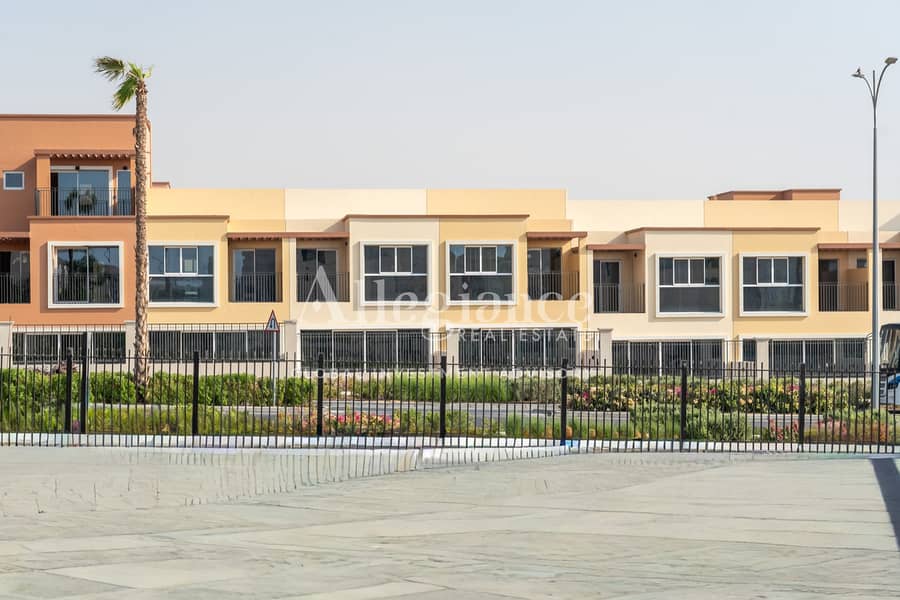Villetta a schiera a DAMAC Lagoons,Nice, 4 camere da letto, 2650000 AED - 16666361 Villetta a schiera a DAMAC Lagoons,Nice, 4 camere da letto, 2650000 AED - 16666361