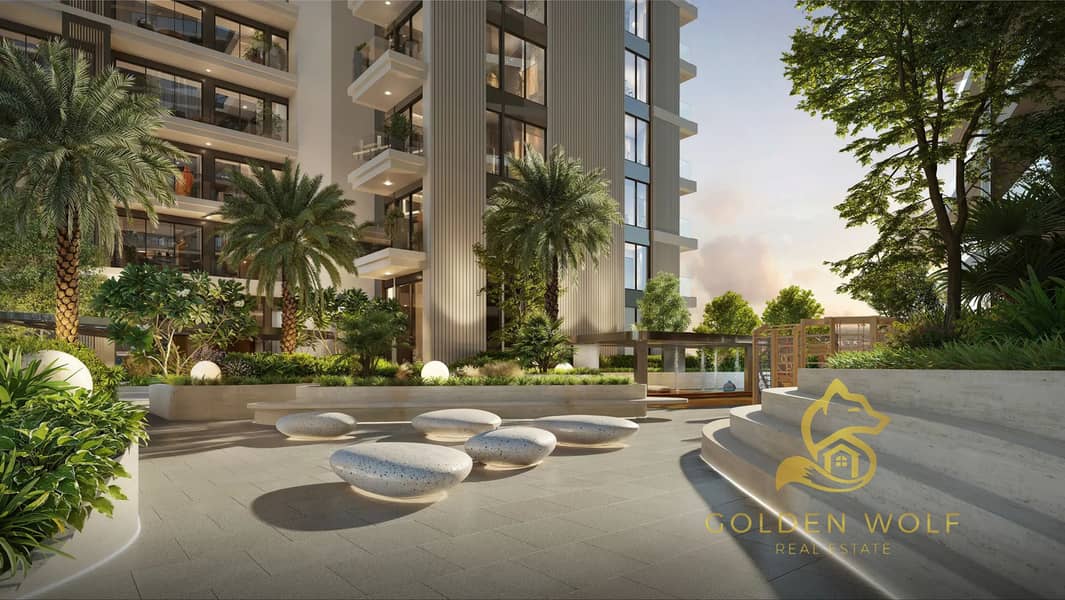 5 The Hillgate - garden. jpg
