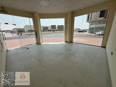 Shop in affitto a Al Jurf, Ajman - WhatsApp Image 2026-09-28 at 16.44. 36 (3). jpeg