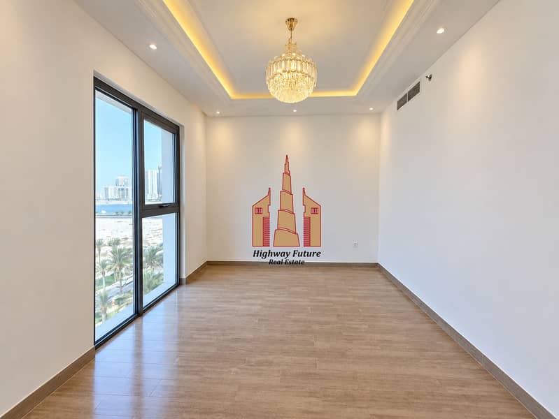 6 1000746463. png
