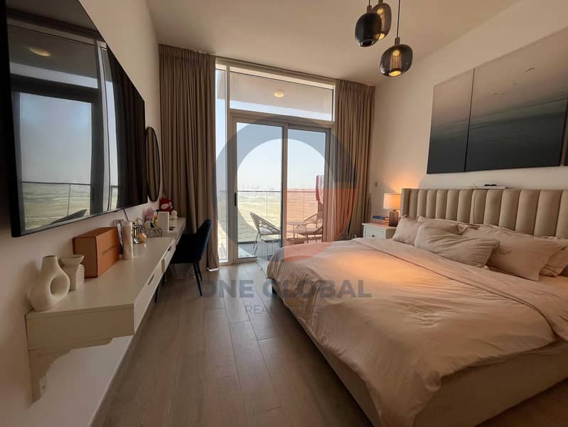 10-photo. jpeg 10-photo. jpeg