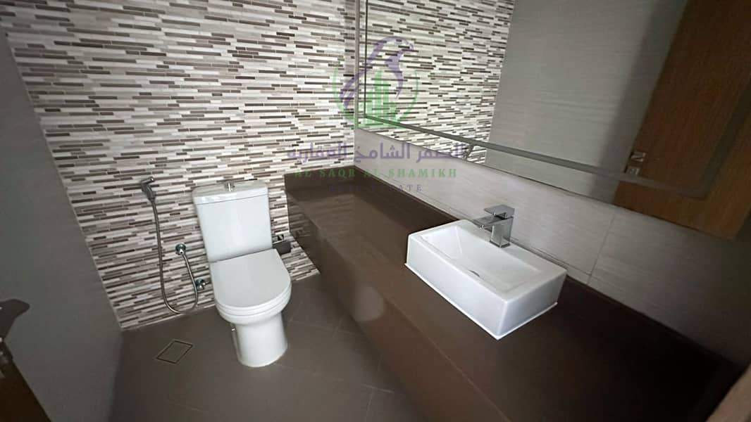 19 apartment-for-rent-3-bedroom-altaawn-alsharqh-property-08. jpg